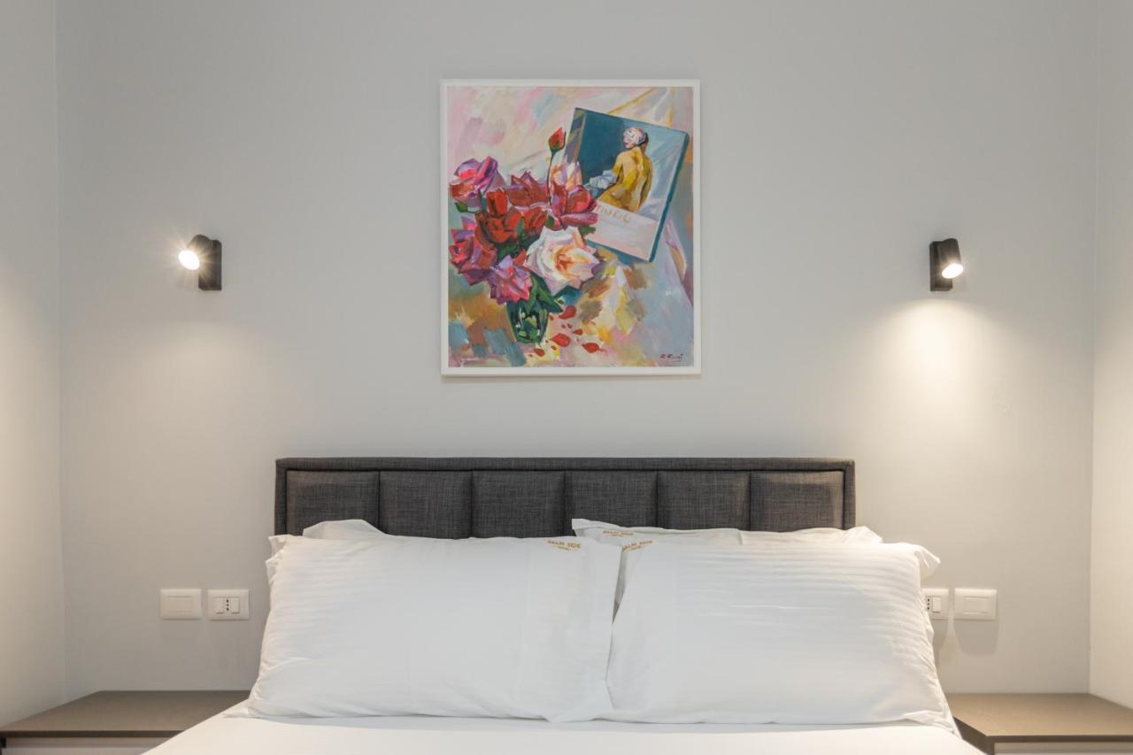 Vlorë Palm Side Hotel מראה חיצוני תמונה