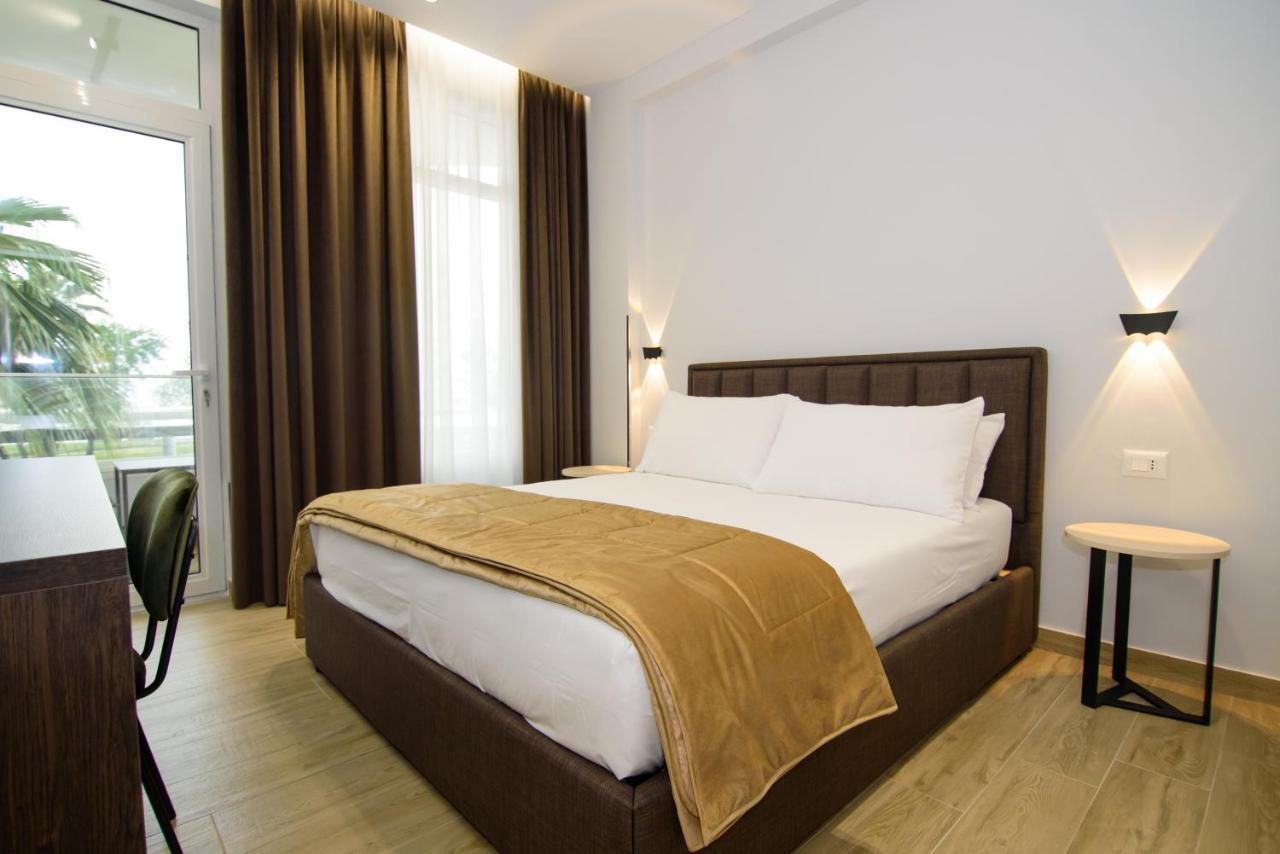 Vlorë Palm Side Hotel חדר תמונה
